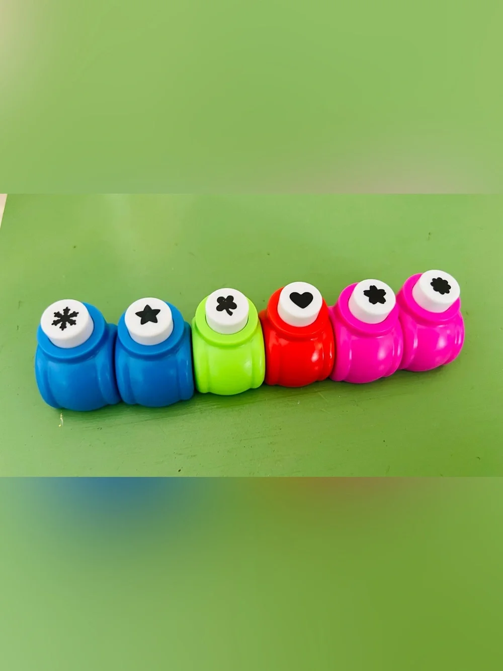 Set of 6 Colorful Shape Punchers for Kids - Blue, Green, Red, Pink